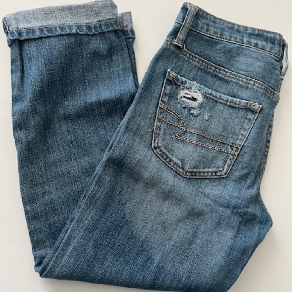 American Eagle Cropped Distressed Denim - Size 2